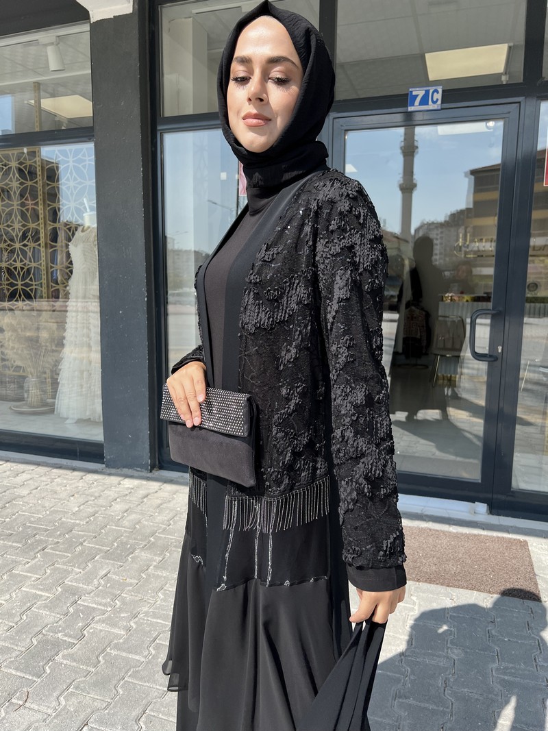 Etrucci Siyah Garnili Eteği Volanlı Abaya 6095