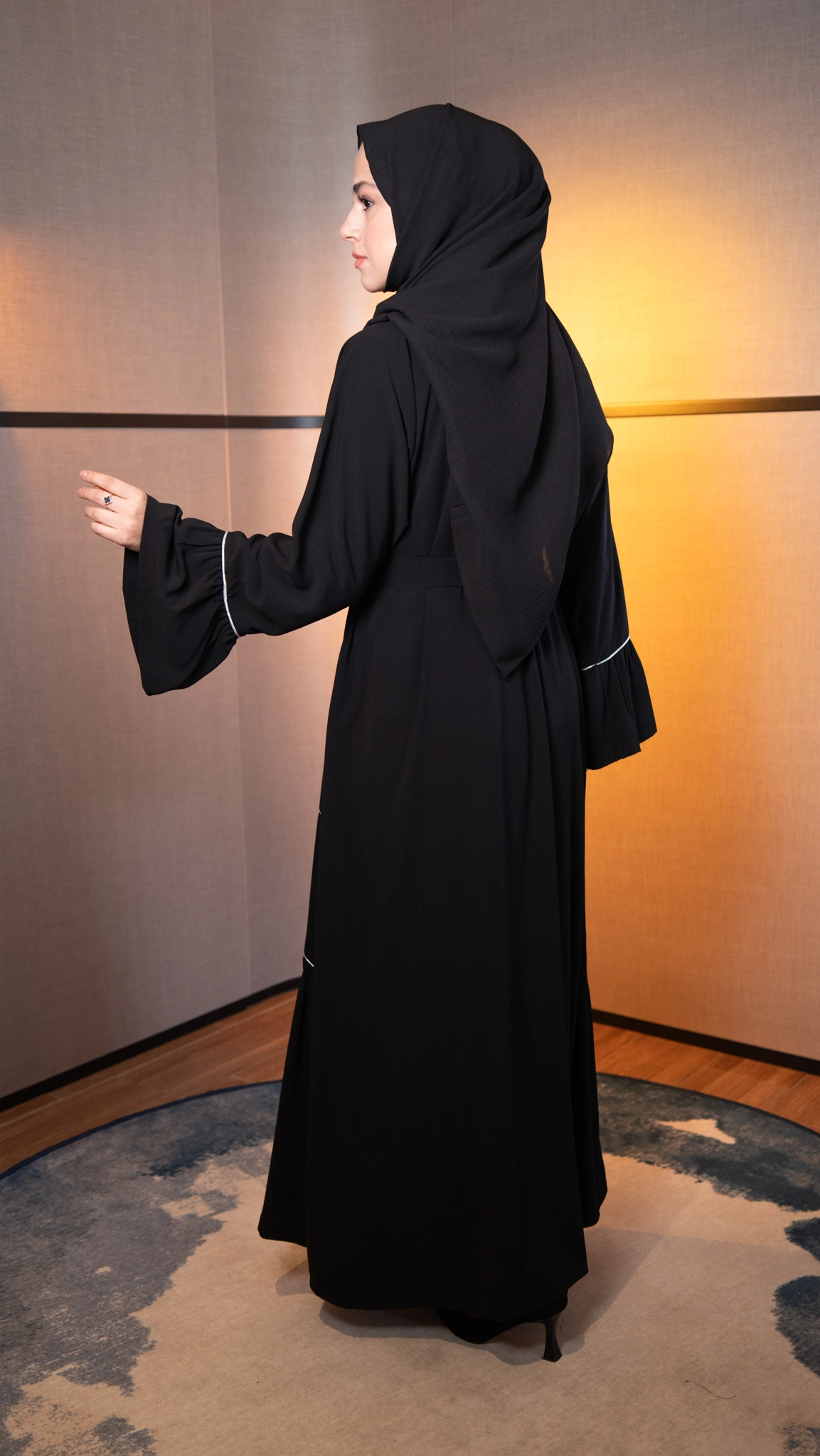Hatice Ulaş Siyah Spor Abaya