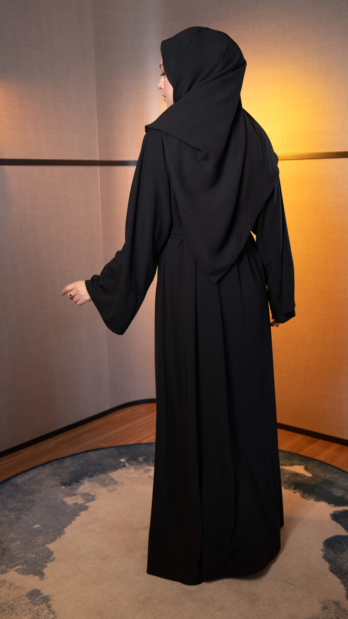 Hatice Ulaş Siyah Sade Abaya
