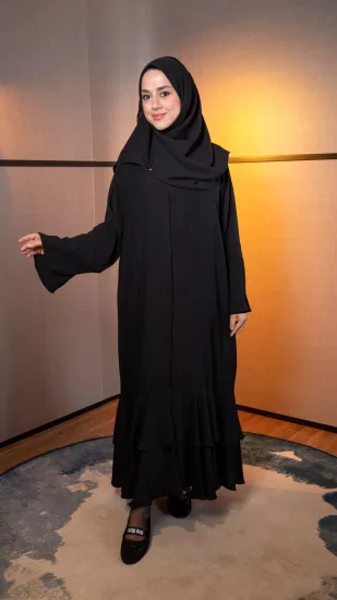 Pieef Siyah Sanem Ferace