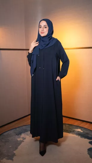 Hatice Ulaş Lacivert İmza Ferace