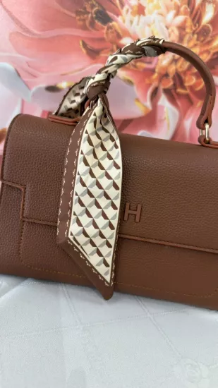 Krıste Bell-H Tokalı Fular Aksesuarlı Camel El ve Omuz Çanta