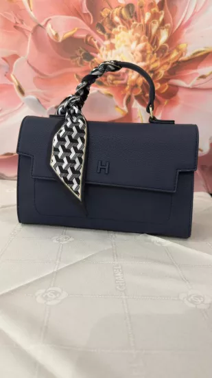 Krıste Bell- H Tokalı, Fular Aksesuarlı Lacivert El ve Omuz Çantası