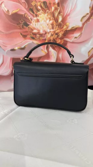 Krıste Bell-Siyah Deri Gold Tokalı El ve Omuz Çantası