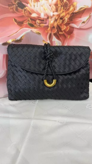 DSN-Örgü Detaylı Gold Tokalı Çanta